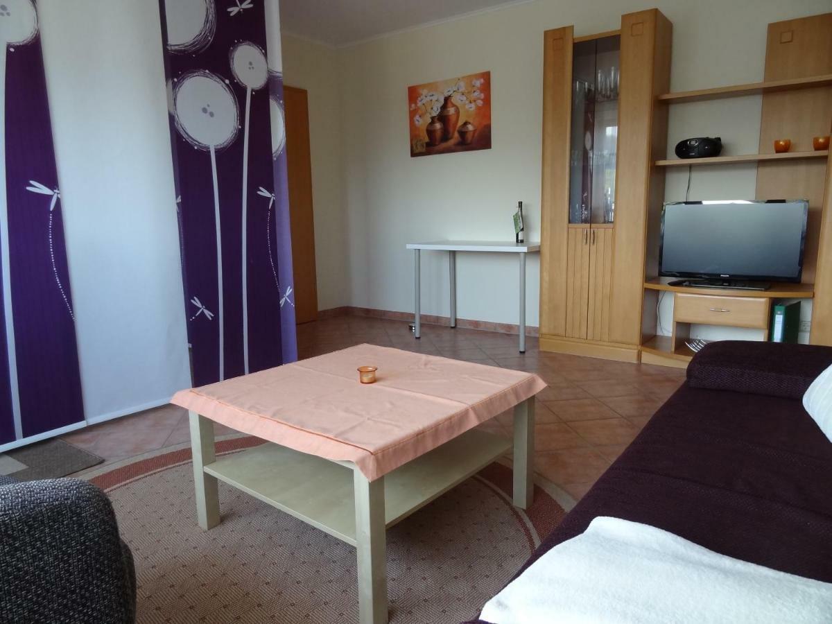 Ferienwohnung Schneider Метлах Экстерьер фото